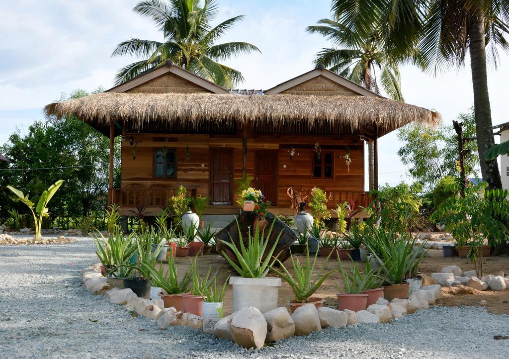 Fish Island Bungalows Kampot Exterior foto