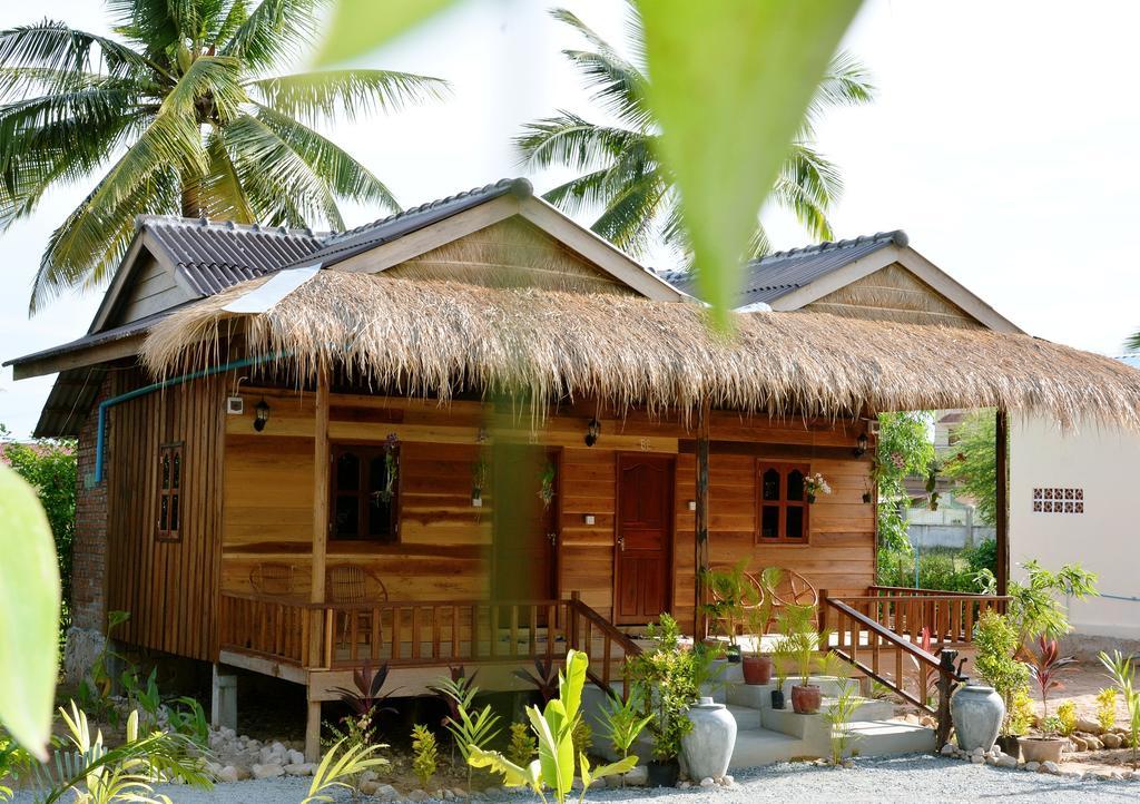 Fish Island Bungalows Kampot Exterior foto