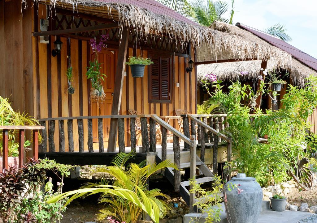 Fish Island Bungalows Kampot Exterior foto