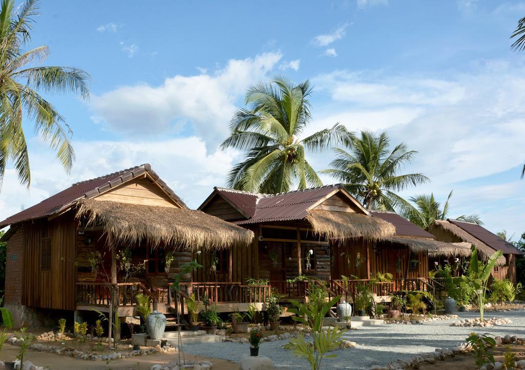 Fish Island Bungalows Kampot Exterior foto